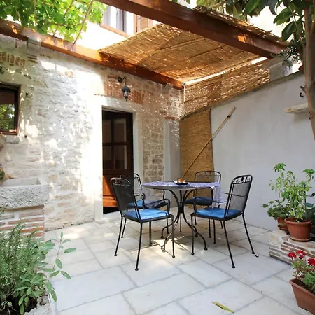 Apartment Eufrasiana In Altstadt Porec